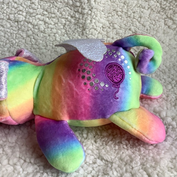 Cutetitos Partyitos 2021 Flying Pig Plush Stuffed Animal Toy No Wrap - Picture 10 of 12